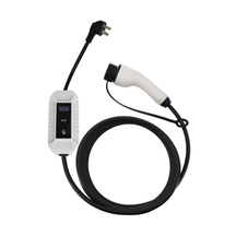 Heißverkauf 2023 AC 3,5/7 kW tragbarer EV -Ladegerät Einer Waffen Typ 2 IEC 62196 Neuer Energieladestapel